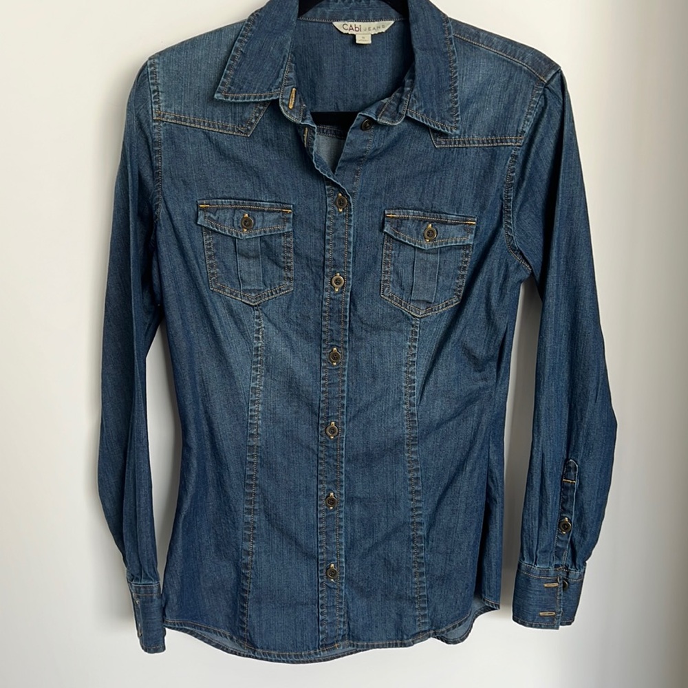 Cabi Denim Button Up sz Sm Western style shirt EUC